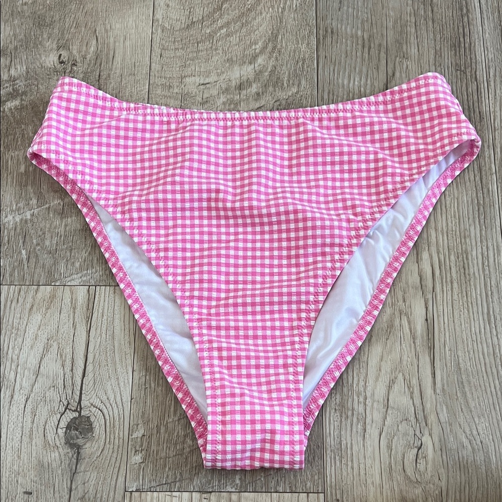 NWOT Victoria’s Secret Pink Gingham Bikini Bottom.